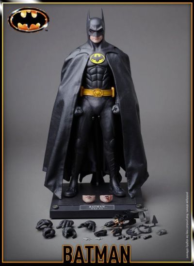 Hot Toys - Batman All Parts