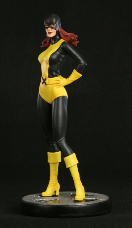Bowen Desings - Marvel Girl - Side view