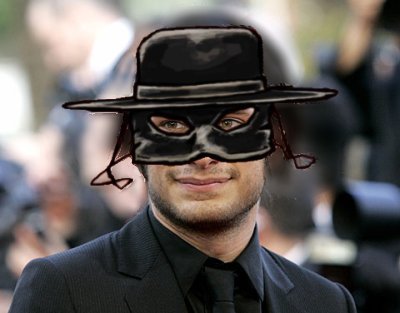 Gael Garcia Bernal es El Zorro