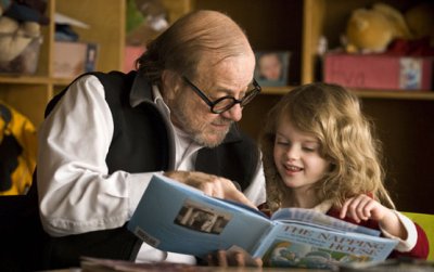 Dos generaciones unidas por la lectura
